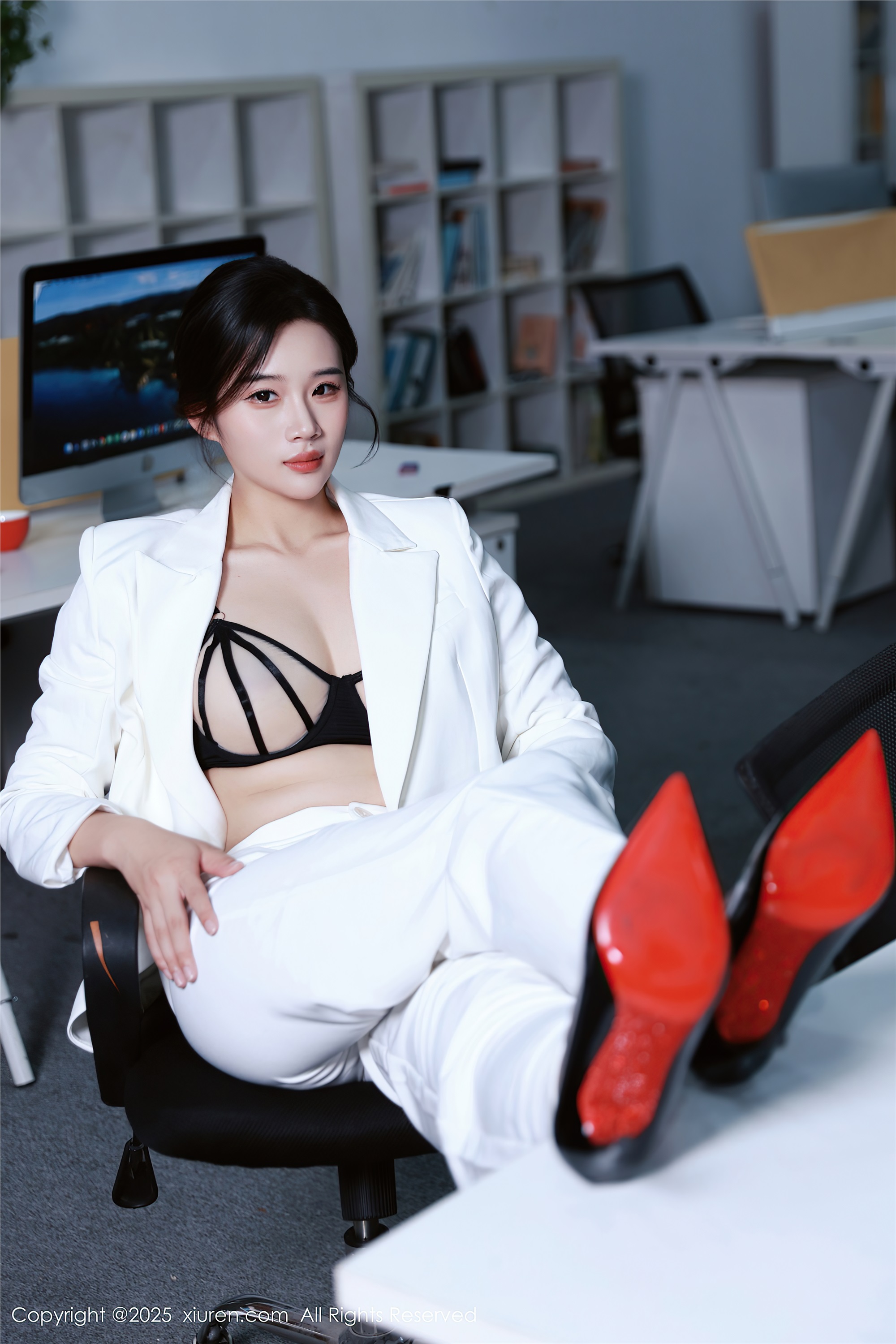 Xiuren秀人网 2025.10.24 NO.10908 南乔